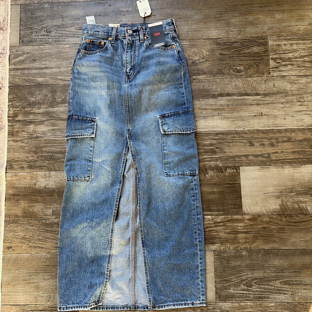 Levi's Premium Women's Ankle‎ Denim Column Cargo Skirt, Size 24 Medium Wash Blue
